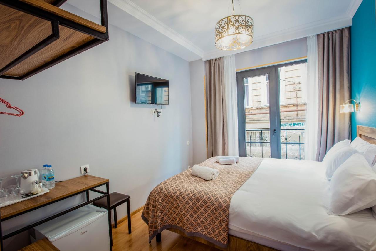 Central Gate Hotel In Heart Of Tiflis Exterior foto