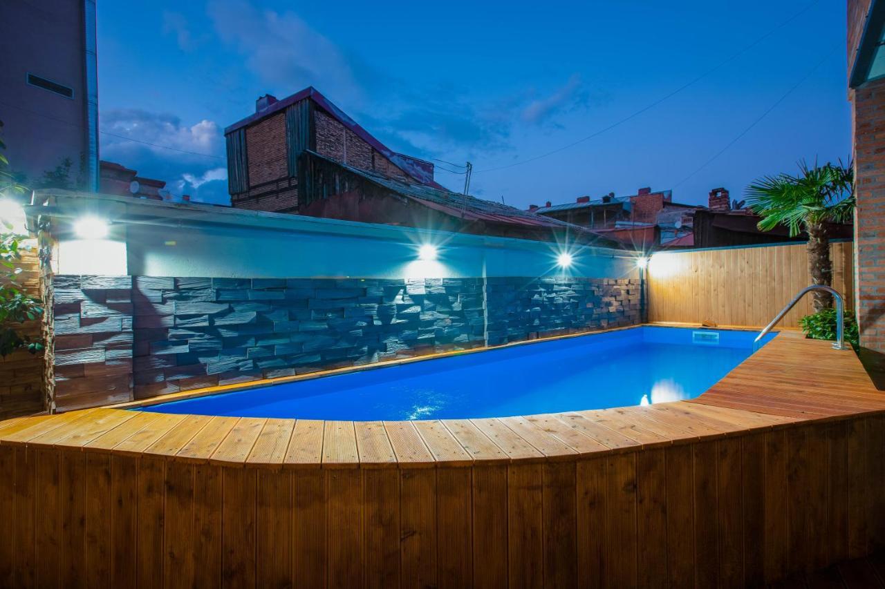 Central Gate Hotel In Heart Of Tiflis Exterior foto