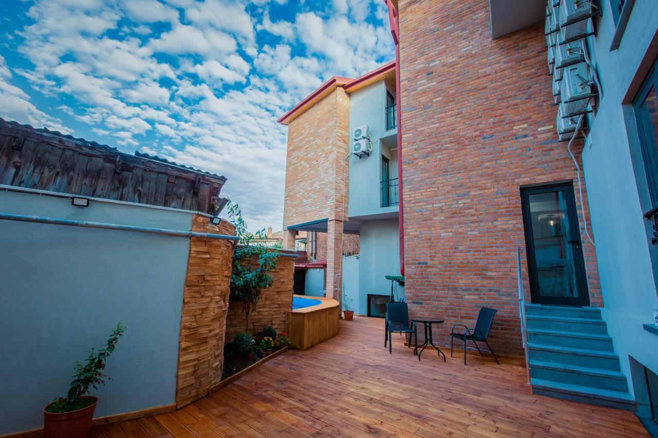 Central Gate Hotel In Heart Of Tiflis Exterior foto